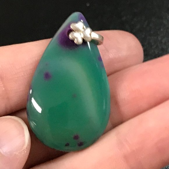 Green Agate Teardrop Pendant - Picture 2 of 7